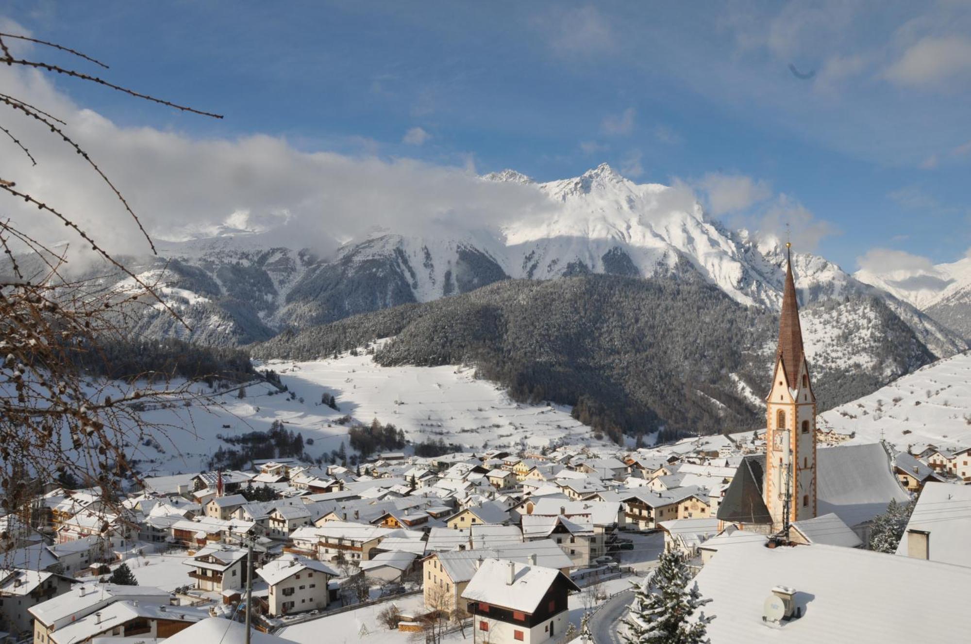 Hotel Berghof Nauders Bagian luar foto