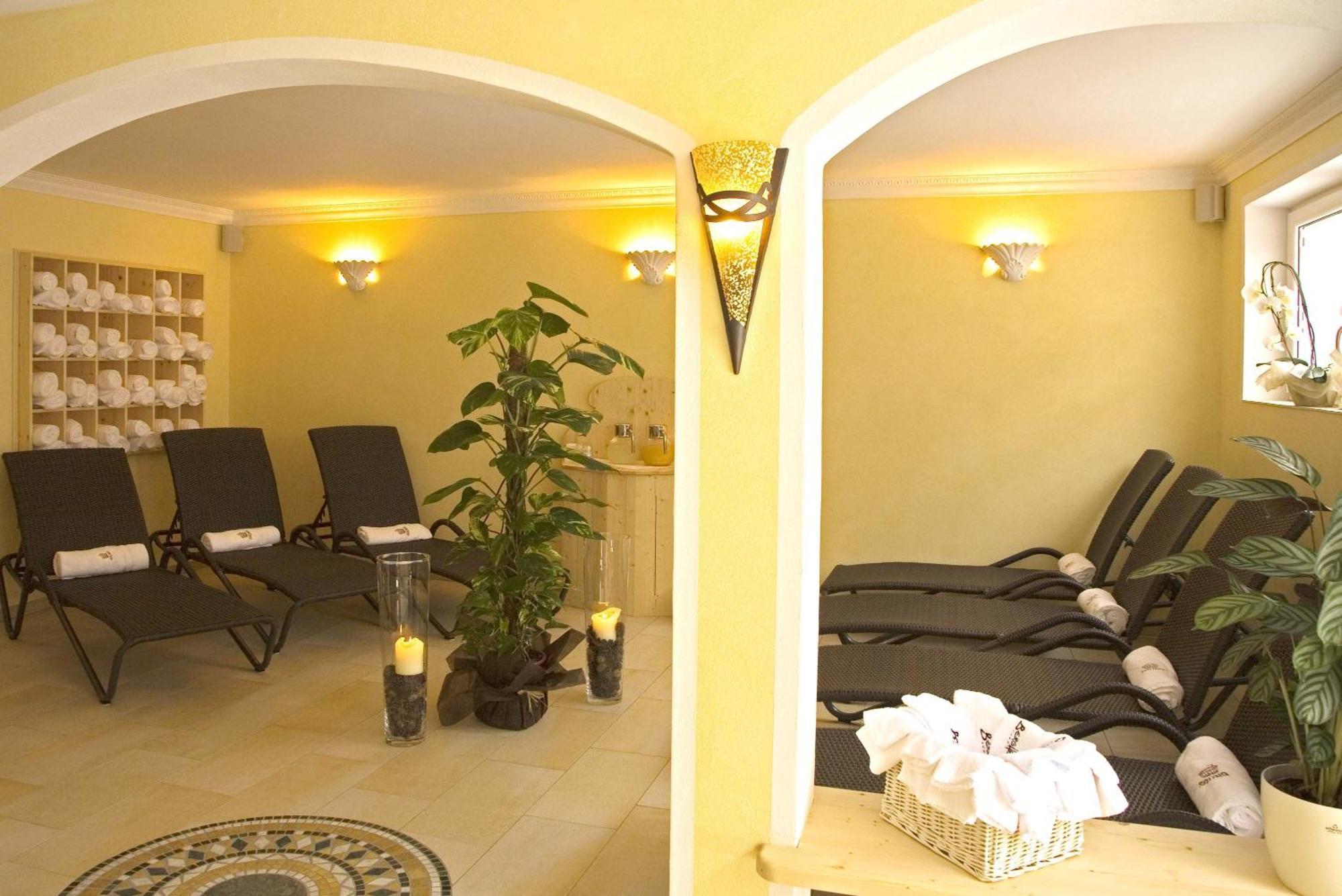 Hotel Berghof Nauders Bagian luar foto