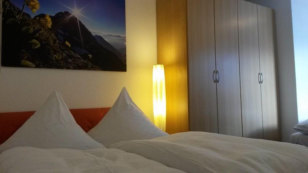 Hotel Berghof Nauders Bagian luar foto