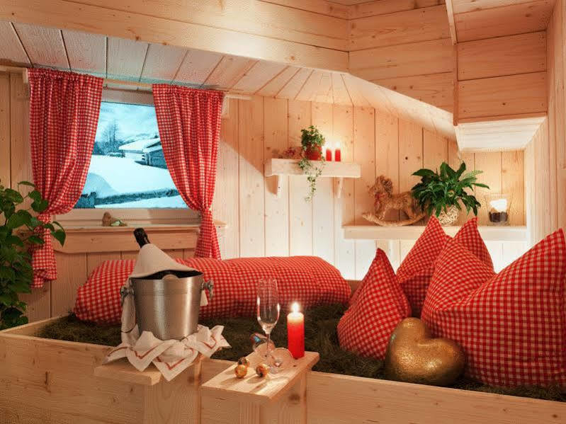 Hotel Berghof Nauders Bagian luar foto