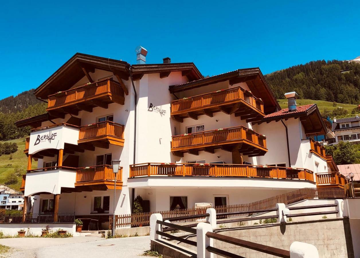 Hotel Berghof Nauders Bagian luar foto