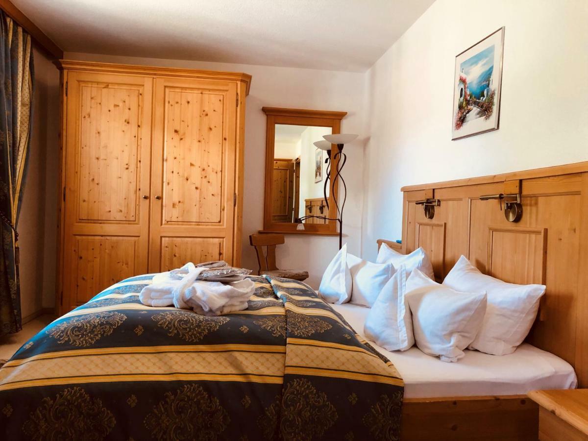 Hotel Berghof Nauders Bagian luar foto